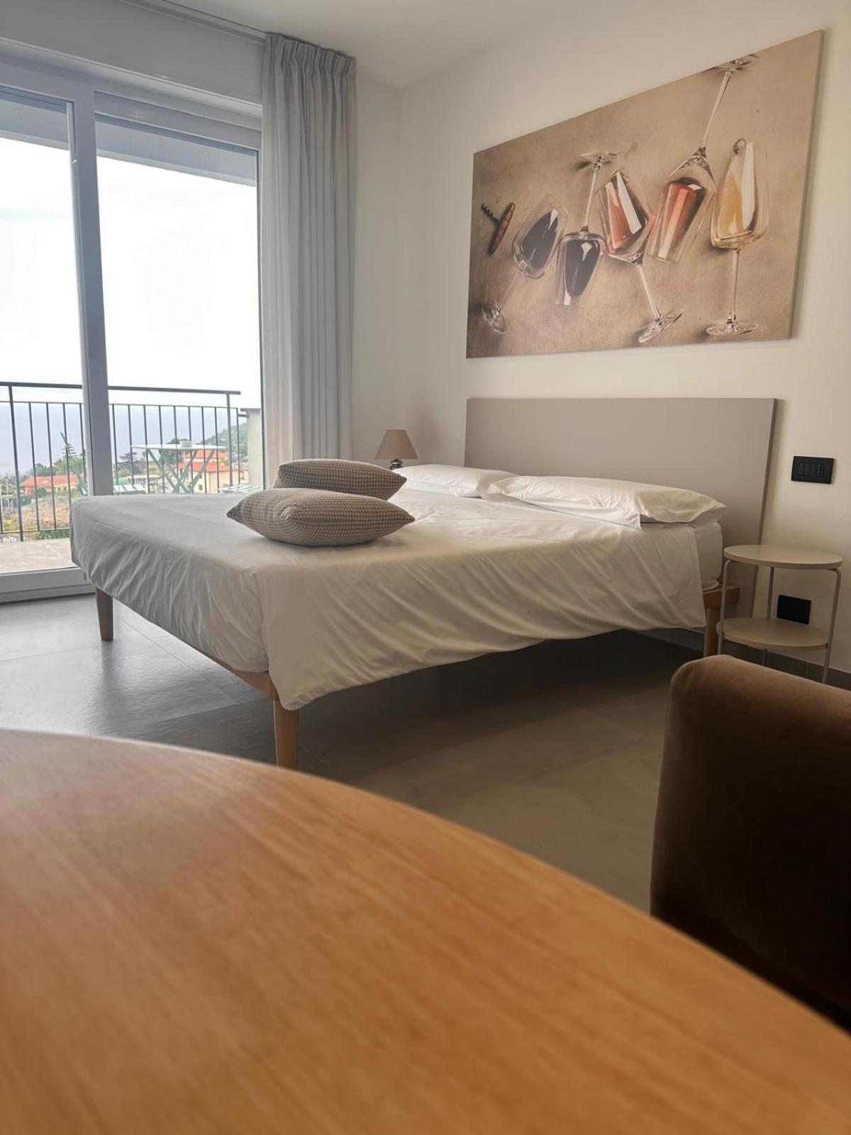 Villa La Matta Apartments And Luxury Suites Sanremo Zimmer foto